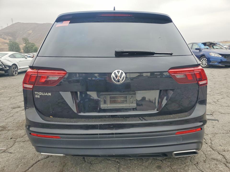 68939446 :رقم المزاد ، 3VV3B7AX8KM090303 vin ، 2019 Volkswagen Tiguan مزاد بيع