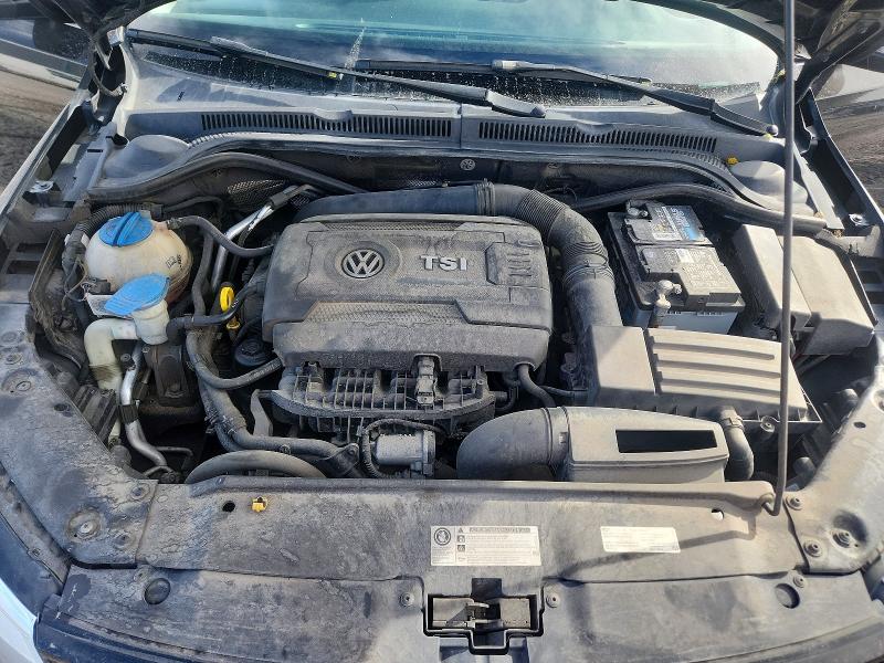 68814406 :رقم المزاد ، 3VWD17AJ3EM429844 vin ، 2014 Volkswagen Jetta مزاد بيع