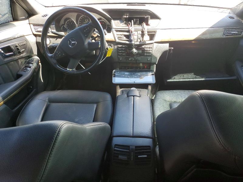 68195606 :رقم المزاد ، WDDHF8HB0AA096056 vin ، 2010 Mercedes-benz E مزاد بيع