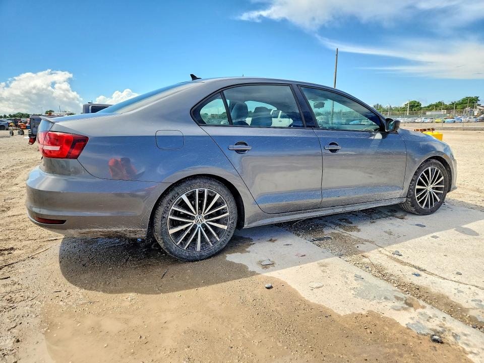 69590416 :رقم المزاد ، 3VWD17AJ2FM212609 vin ، 2015 Volkswagen Jetta مزاد بيع