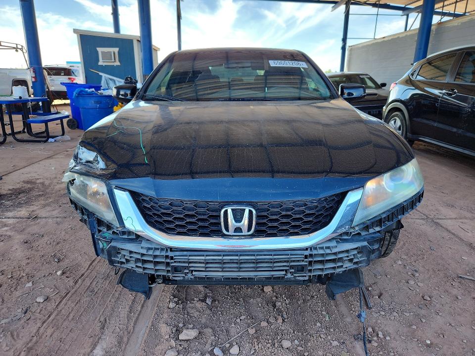 69601206 :رقم المزاد ، 1HGCT1A73DA006222 vin ، 2013 Honda Accord مزاد بيع