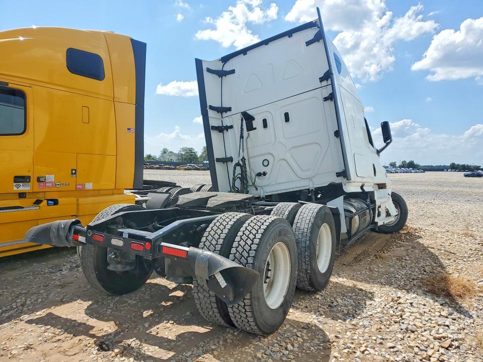 Продажа на аукционе авто 2022 Freightliner Cascadia 126, vin: 3AKJHHDR2NSNK9005, номер лота: 66141986