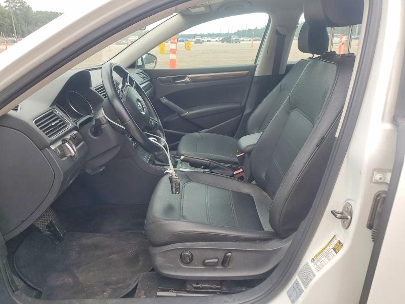Продаж на аукціоні авто 2017 Volkswagen Passat, vin: 1VWBT7A31HC046476, номер лоту: 67815016