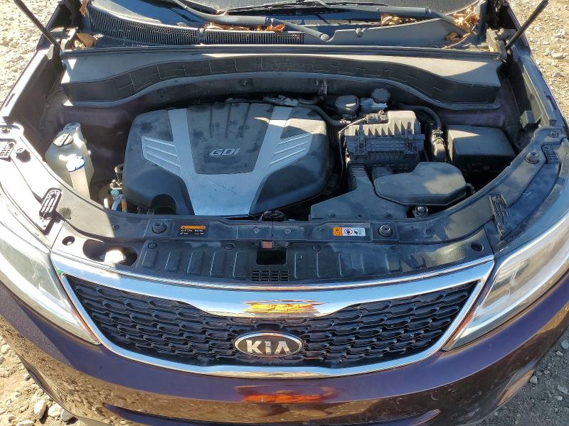 70700136 :رقم المزاد ، 5XYKTDA79FG605544 vin ، 2015 Kia Sorento مزاد بيع