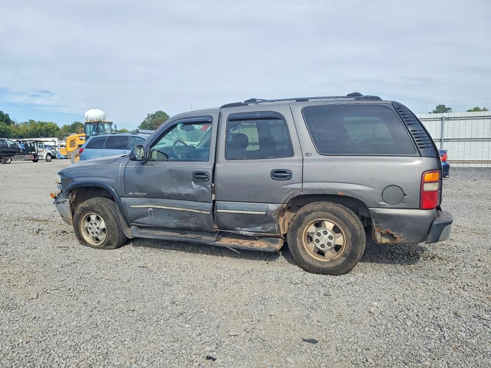 70124636 :رقم المزاد ، 1GNEK13Z62J275909 vin ، 2002 Chevrolet Tahoe مزاد بيع