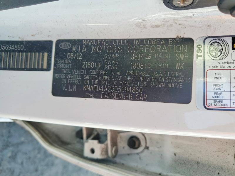 2013 Kia Forte მანქანა იყიდება აუქციონზე, vin: KNAFU4A25D5694860, აუქციონის ნომერი: 67695216