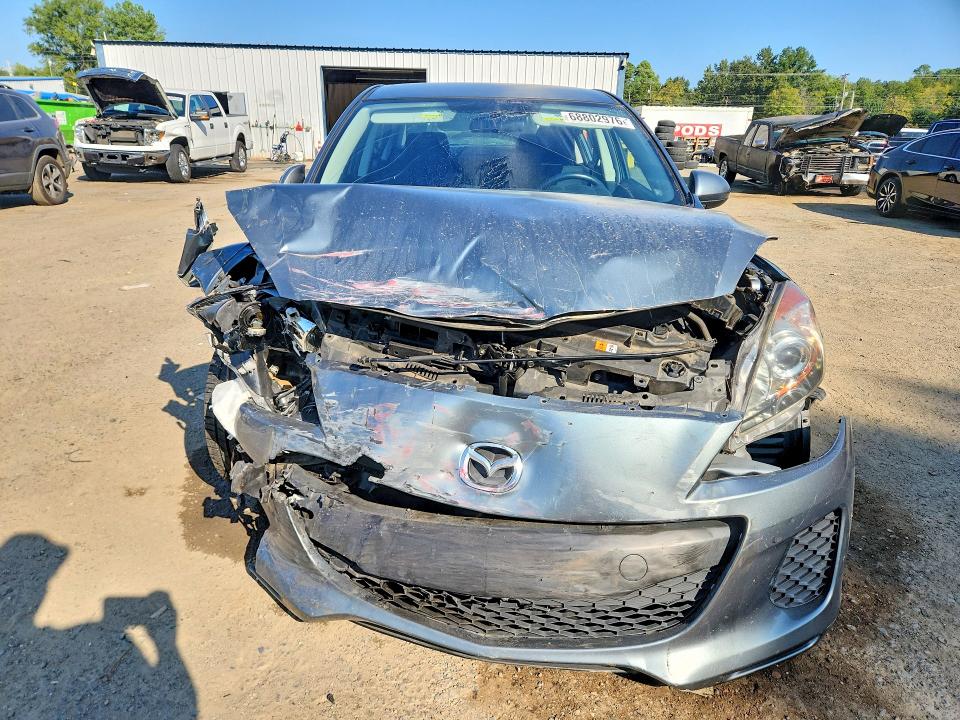 68802976 :رقم المزاد ، JM1BL1TF4D1762432 vin ، 2013 Mazda 3 مزاد بيع