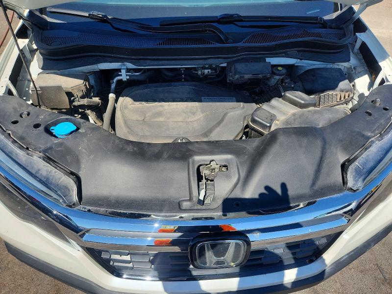 68826116 :رقم المزاد ، 5FPYK3F77HB019135 vin ، 2017 Honda Ridgeline مزاد بيع