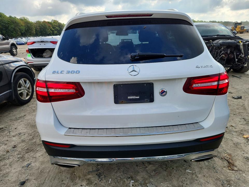 68510666 :رقم المزاد ، WDC0G4KB6GF055992 vin ، 2016 Mercedes-benz Glc مزاد بيع