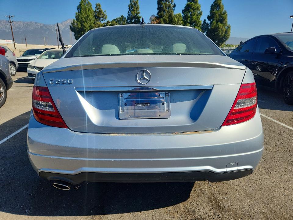 67541706 :رقم المزاد ، WDDGF4HBXDA869690 vin ، 2013 Mercedes-benz C مزاد بيع