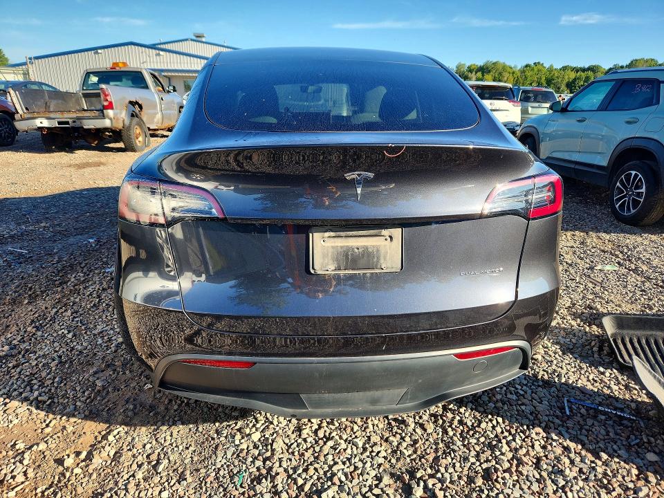 Продажа на аукционе авто 2024 Tesla Model Y, vin: 7SAYGDEE4RF995605, номер лота: 69069266