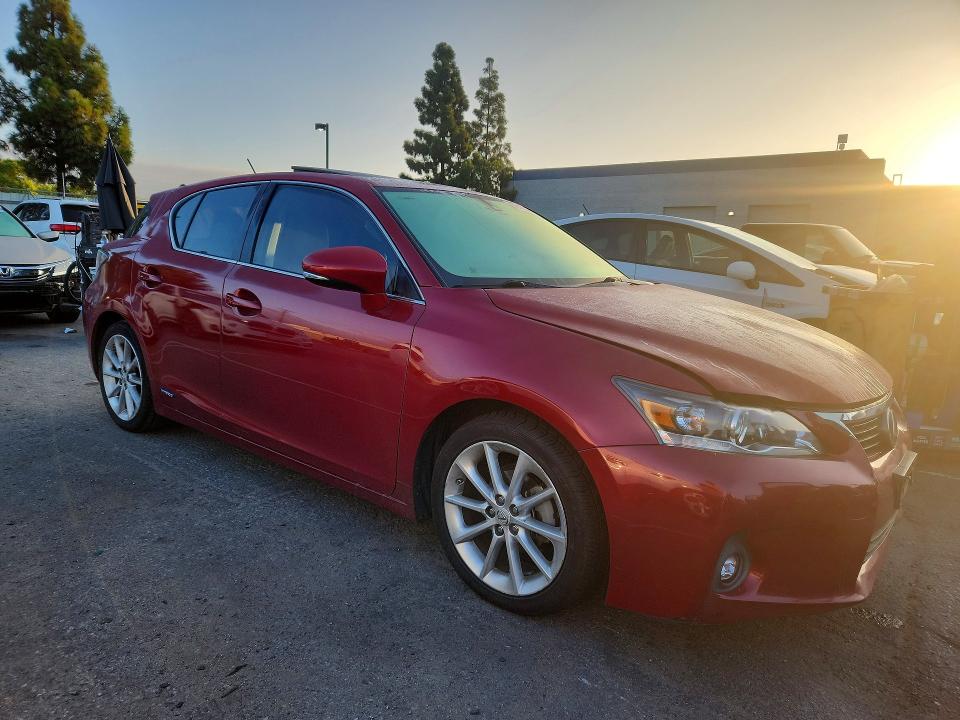 69515546 :رقم المزاد ، JTHKD5BH0D2122783 vin ، 2013 Lexus Ct مزاد بيع