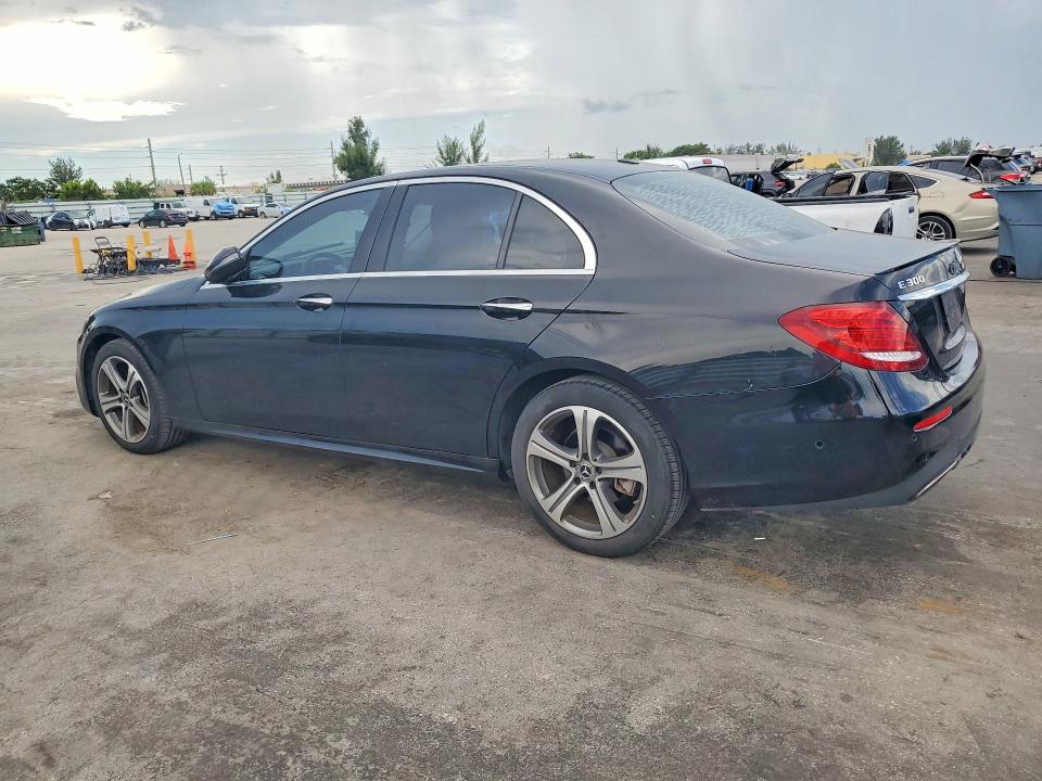 Продажа на аукционе авто 2018 Mercedes-benz E, vin: WDDZF4JB6JA327274, номер лота: 68248036