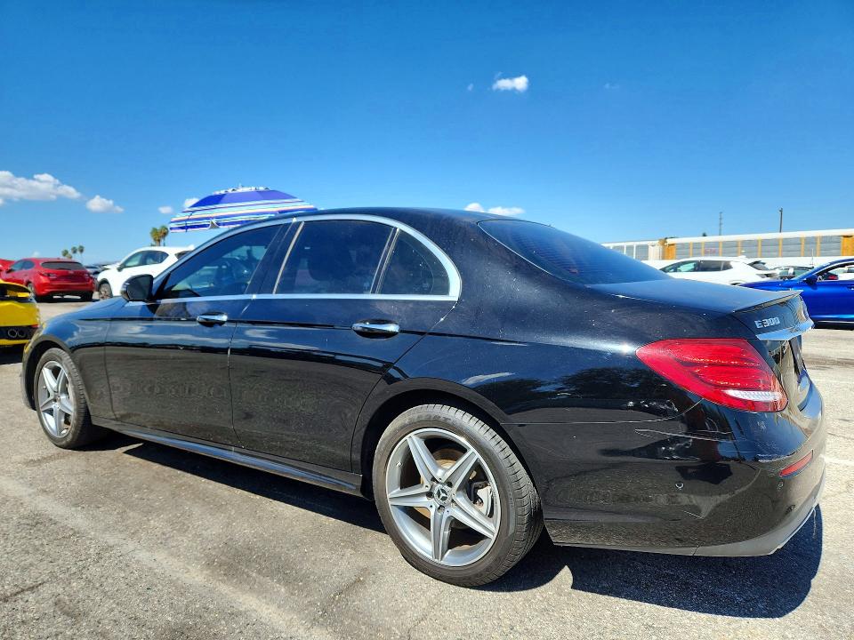 2019 Mercedes-benz E მანქანა იყიდება აუქციონზე, vin: WDDZF4JB2KA527019, აუქციონის ნომერი: 70555736