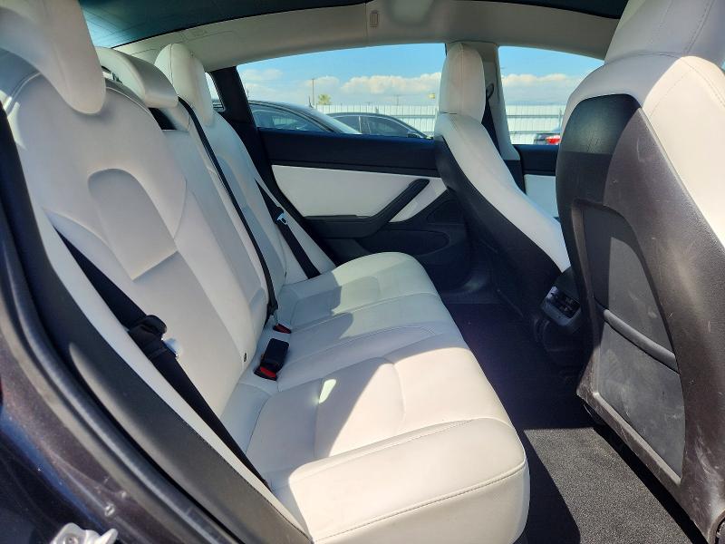 Продаж на аукціоні авто 2019 Tesla Model 3, vin: 5YJ3E1EBXKF450418, номер лоту: 70351126