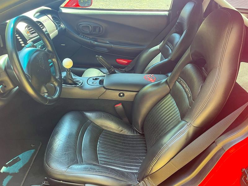 68872146 :رقم المزاد ، 1G1YY22G4Y5124362 vin ، 2000 Chevrolet Corvette مزاد بيع