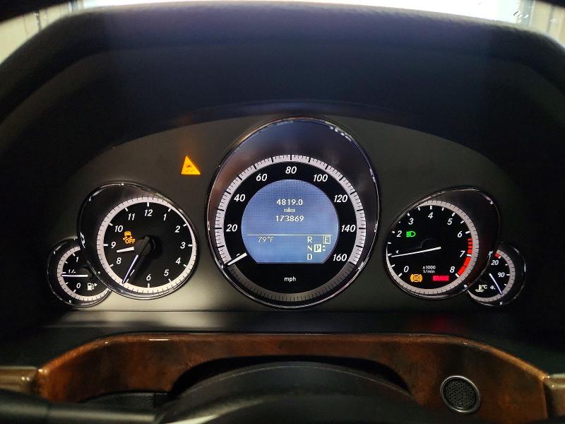 67405126 :رقم المزاد ، WDDHF8HB7BA383962 vin ، 2011 Mercedes-benz E مزاد بيع