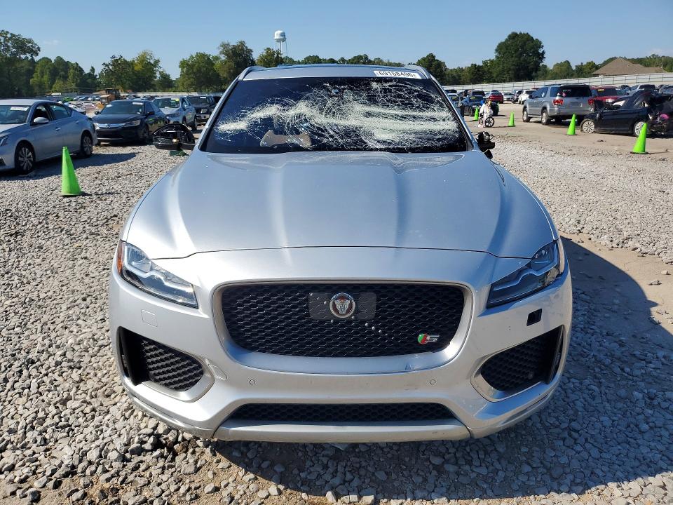 Продаж на аукціоні авто 2019 Jaguar F-pace, vin: SADCM2FV1KA367720, номер лоту: 69158496