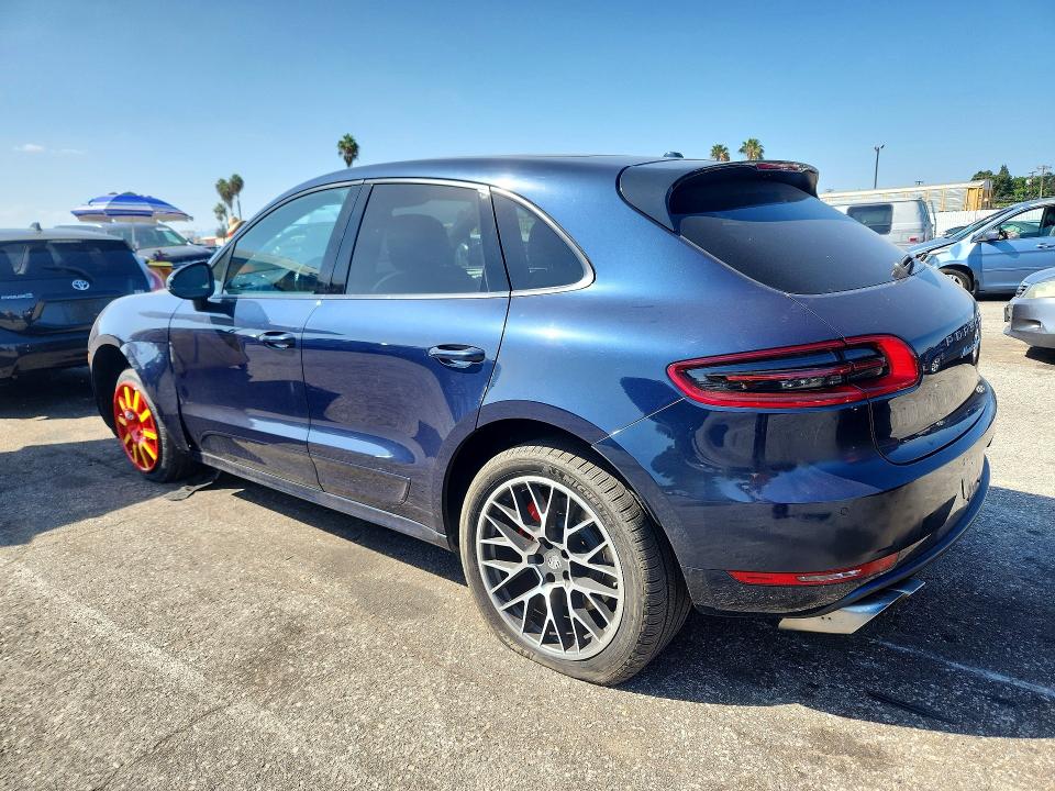 2015 Porsche Macan მანქანა იყიდება აუქციონზე, vin: WP1AF2A51FLB92415, აუქციონის ნომერი: 69393196