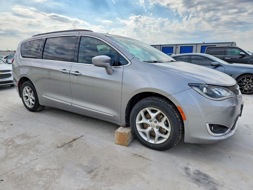 Aukcja sprzedaży 2017 Chrysler Pacifica, vin: 2C4RC1BG4HR654726, numer aukcji: 70684006