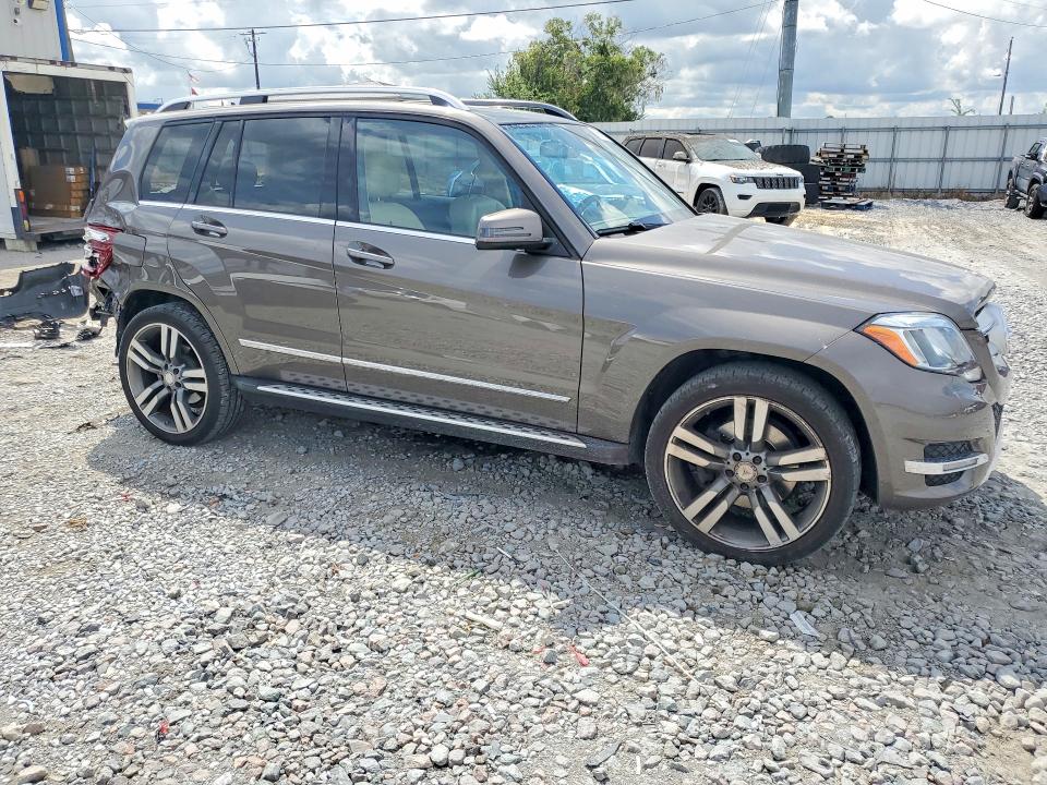 Продажа на аукционе авто 2015 Mercedes-benz Glk, vin: WDCGG5HB9FG415597, номер лота: 69988926