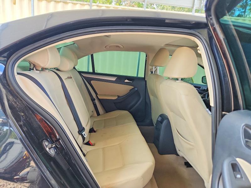 67959406 :رقم المزاد ، 3VW3L7AJ7BM082651 vin ، 2011 Volkswagen Jetta مزاد بيع