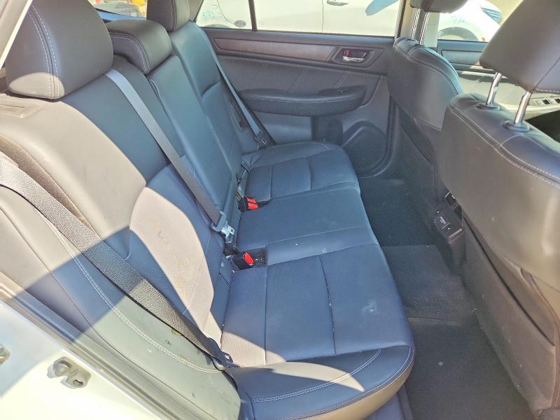 68770726 :رقم المزاد ، 4S4BSENC4J3379793 vin ، 2018 Subaru Outback مزاد بيع