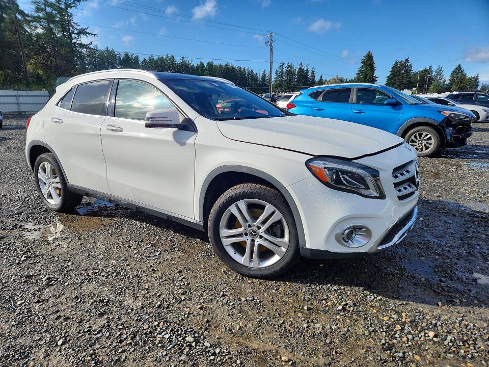 2019 Mercedes-benz Gla მანქანა იყიდება აუქციონზე, vin: WDCTG4EB9KJ590040, აუქციონის ნომერი: 70340176