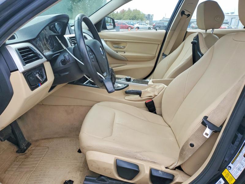 70483866 :رقم المزاد ، WBA3B1C59FK138957 vin ، 2015 Bmw 320 مزاد بيع