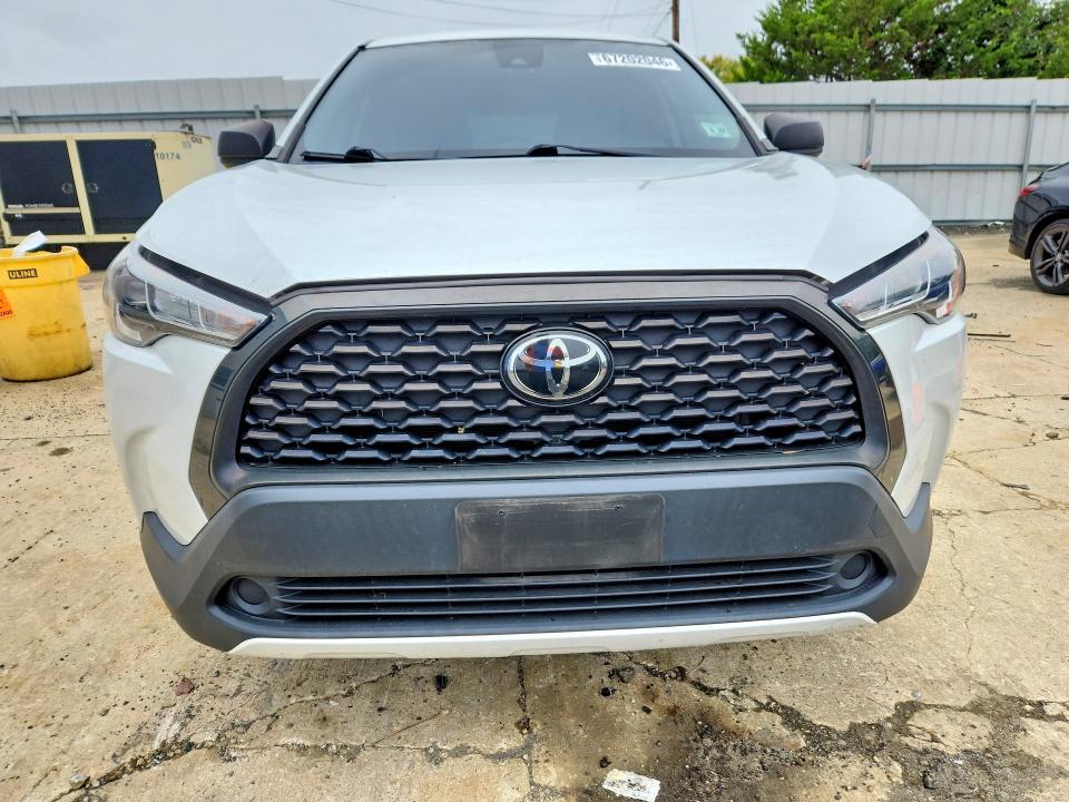 Продаж на аукціоні авто 2022 Toyota Corolla Cross, vin: 7MUAAAAG7NV010795, номер лоту: 67202046