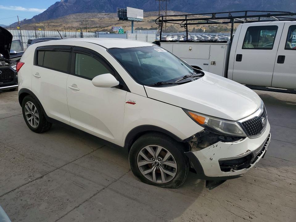 67772586 :رقم المزاد ، KNDPBCAC9G7876991 vin ، 2016 Kia Sportage مزاد بيع