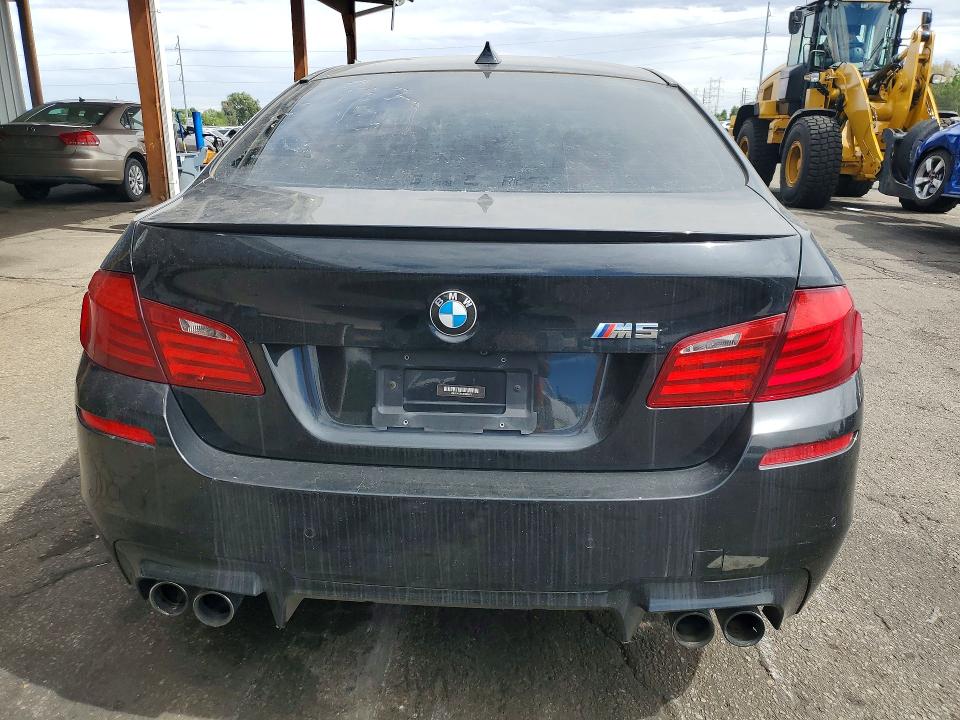 2013 Bmw M5 მანქანა იყიდება აუქციონზე, vin: WBSFV9C54DD096973, აუქციონის ნომერი: 69150326