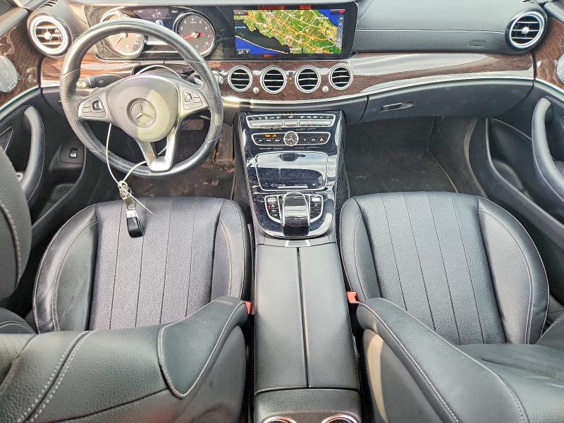 68617896 :رقم المزاد ، WDDZF4KB3HA145699 vin ، 2017 Mercedes-benz E مزاد بيع