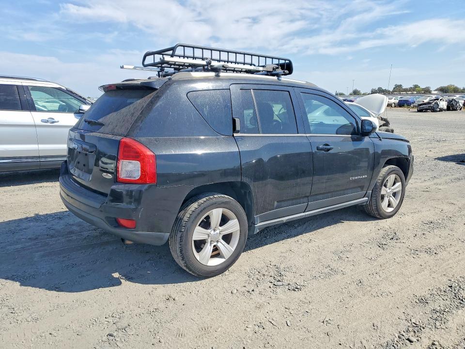 69190366 :رقم المزاد ، 1C4NJDAB2DD277693 vin ، 2013 Jeep Compass مزاد بيع