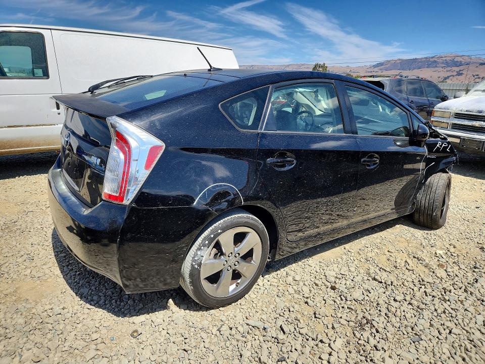 67475396 :رقم المزاد ، JTDKN3DU1D5584104 vin ، 2013 Toyota Prius مزاد بيع