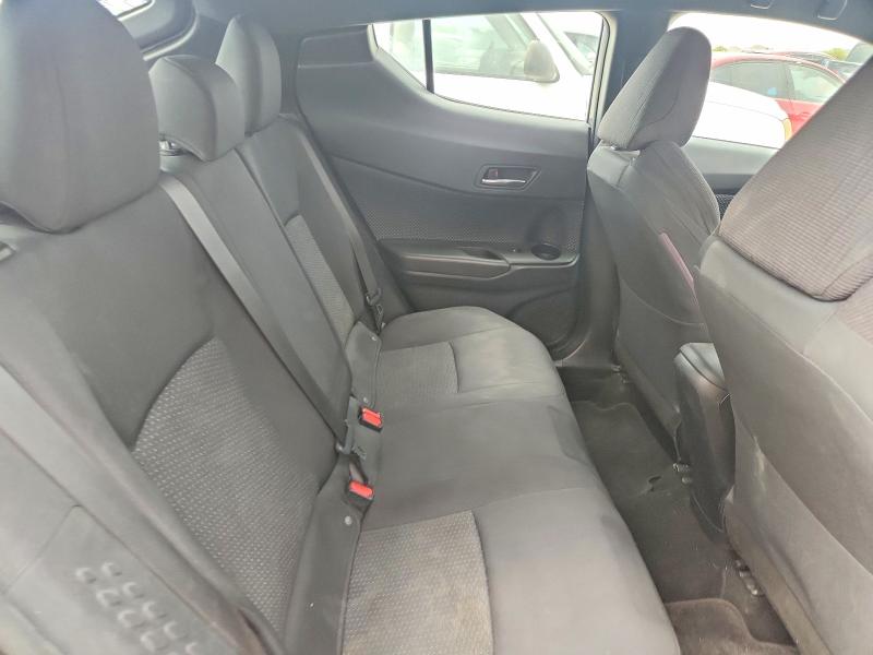 68001166 :رقم المزاد ، NMTKHMBX2JR025644 vin ، 2018 Toyota C-hr مزاد بيع
