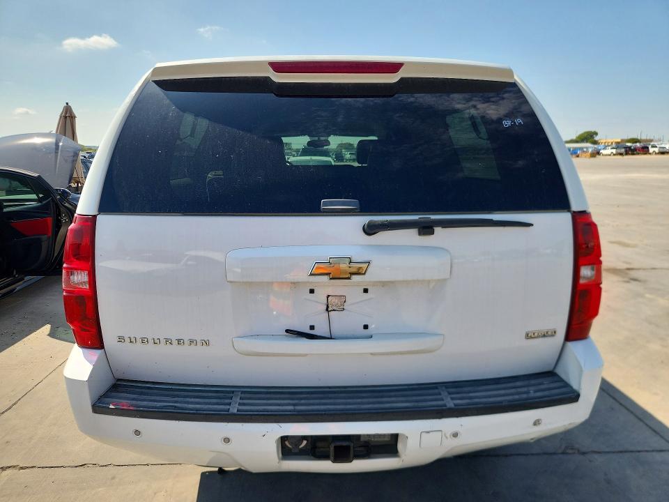 Aukcja sprzedaży 2008 Chevrolet Suburban, vin: 1GNFC16048R137195, numer aukcji: 67876346