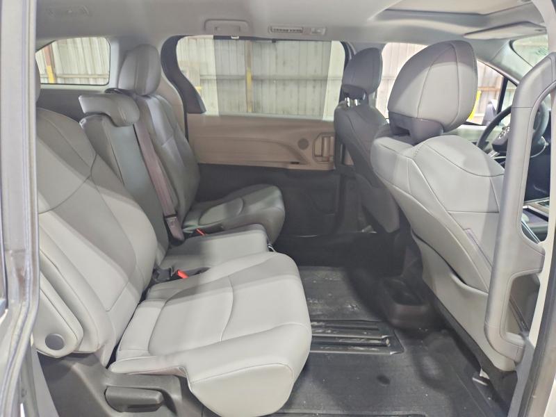 Продажа на аукционе авто 2022 Toyota Sienna, vin: 5TDYRKEC0NS105794, номер лота: 68349606
