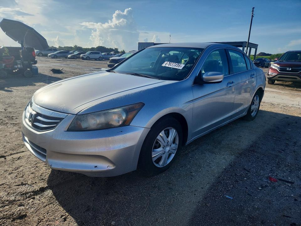 2011 Honda Accord მანქანა იყიდება აუქციონზე, vin: 1HGCP2F32BA046367, აუქციონის ნომერი: 67837136