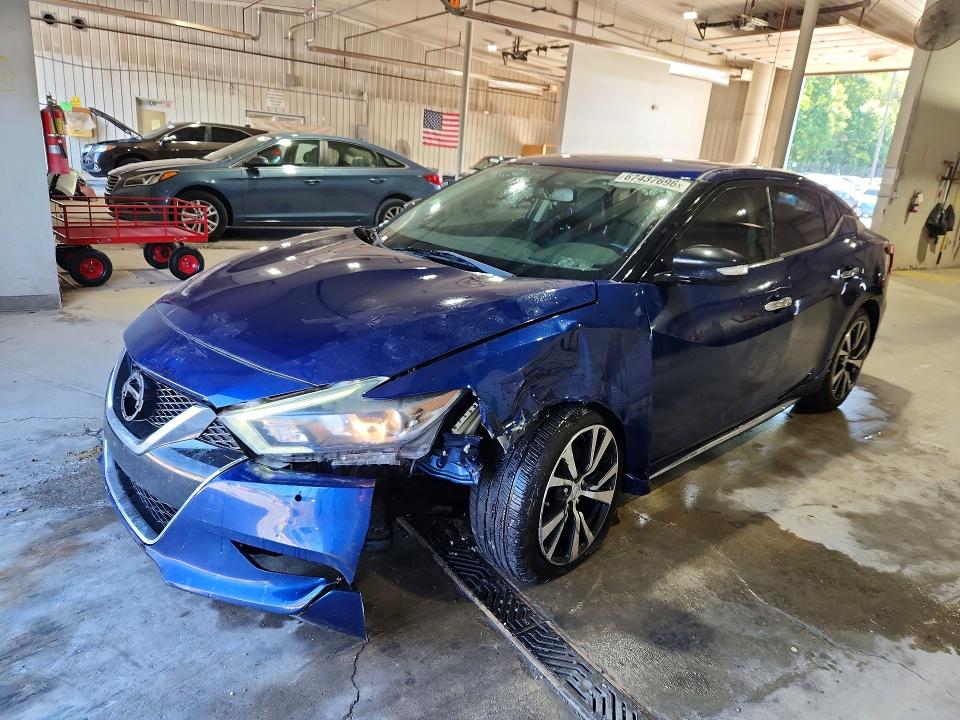 67437696 :رقم المزاد ، 1N4AA6APXJC369938 vin ، 2018 Nissan Maxima مزاد بيع