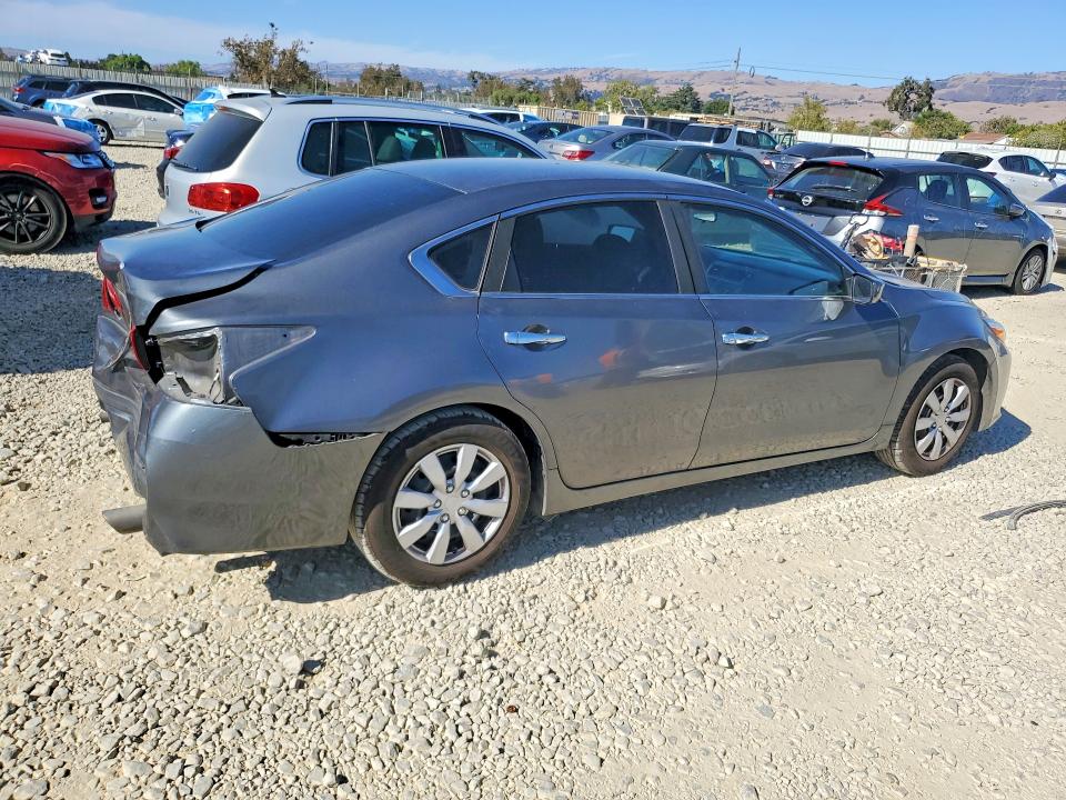 2017 Nissan Altima მანქანა იყიდება აუქციონზე, vin: 1N4AL3AP9HN302190, აუქციონის ნომერი: 68980476