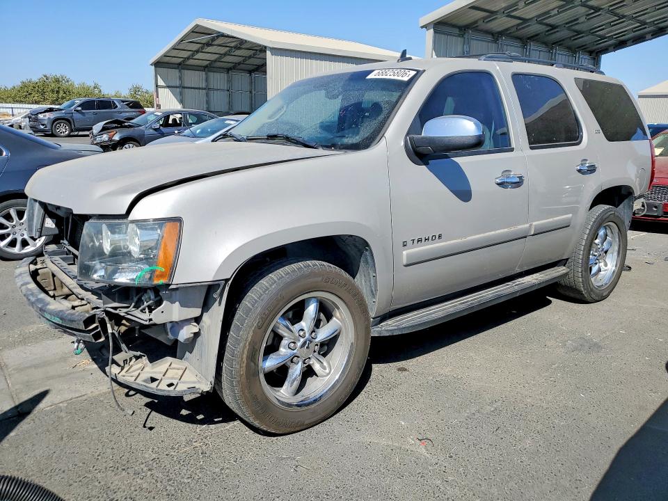68825806 :رقم المزاد ، 1GNFK13088J153213 vin ، 2008 Chevrolet Tahoe مزاد بيع