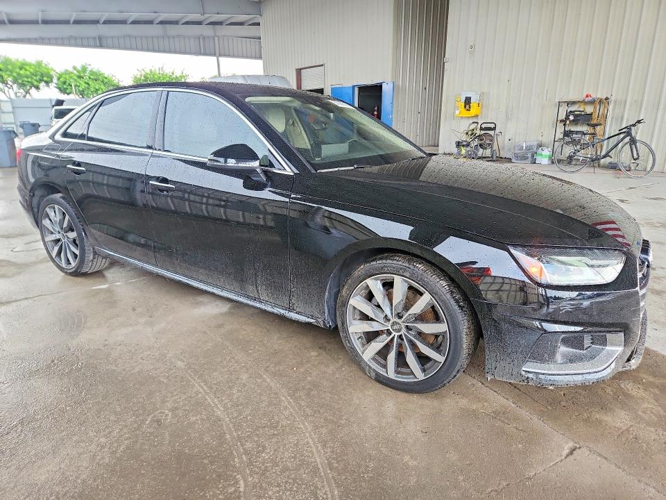Aukcja sprzedaży 2022 Audi A4, vin: WAUABAF48NN014024, numer aukcji: 67309316