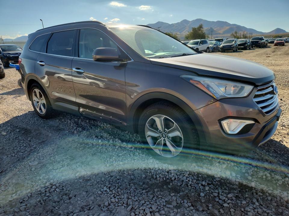 Продажа на аукционе авто 2015 Hyundai Santa Fe, vin: KM8SMDHF6FU096372, номер лота: 70902066