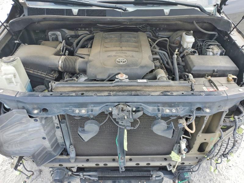68480696 :رقم المزاد ، 5TFAY5F1XKX856555 vin ، 2019 Toyota Tundra مزاد بيع