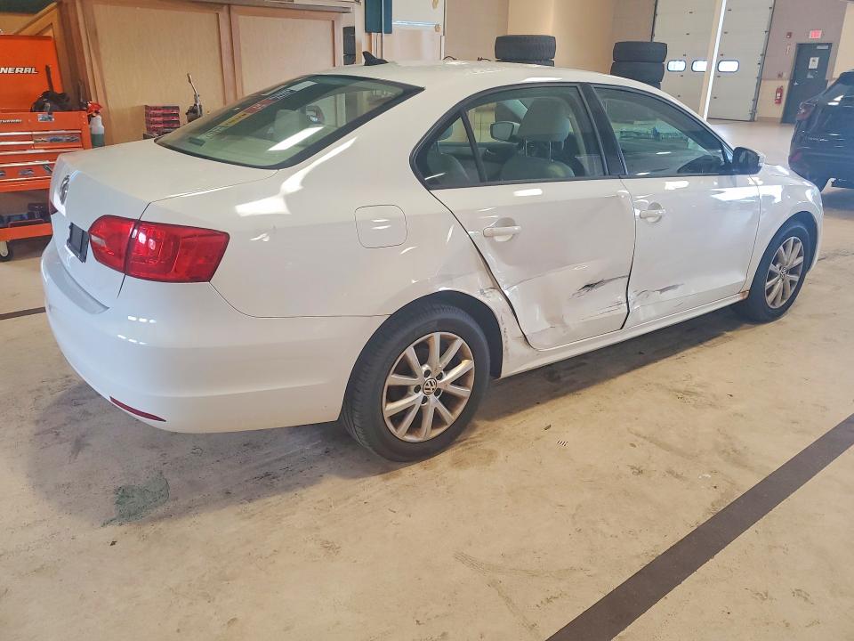66712436 :رقم المزاد ، 3VWBP7AJ2CM427439 vin ، 2012 Volkswagen Jetta مزاد بيع
