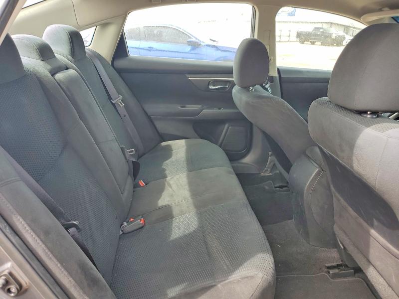 2015 Nissan Altima მანქანა იყიდება აუქციონზე, vin: 1N4AL3AP2FC124566, აუქციონის ნომერი: 67881806