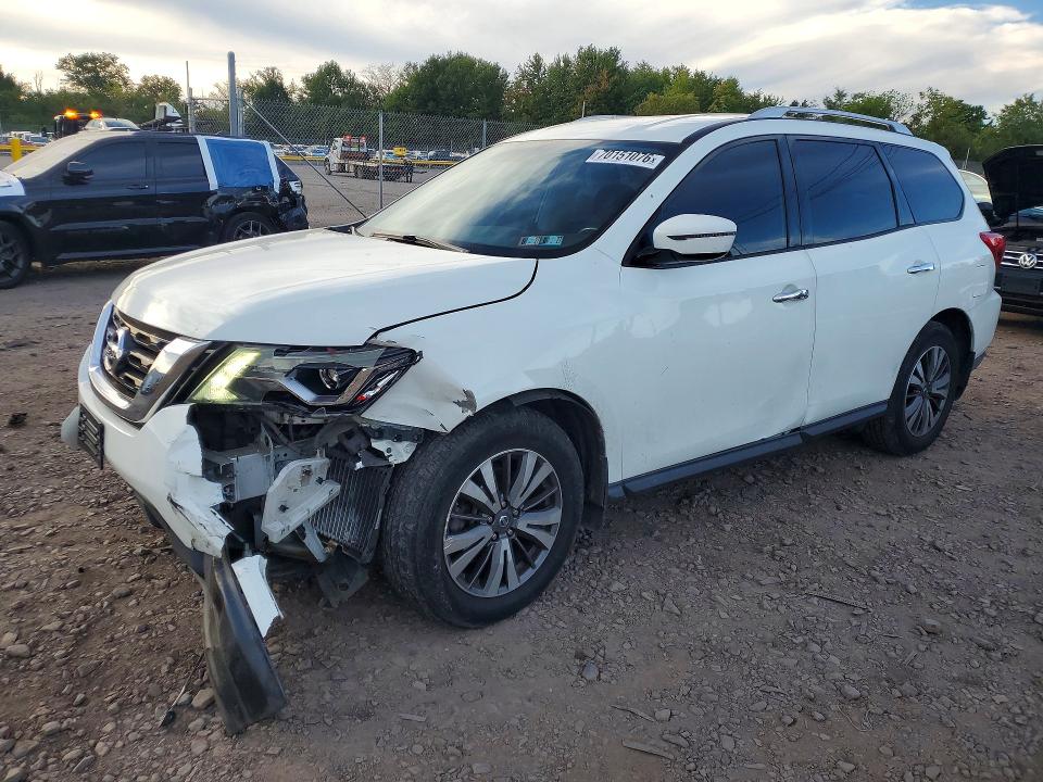 Продажа на аукционе авто 2017 Nissan Pathfinder, vin: 5N1DR2MMXHC903651, номер лота: 70151076