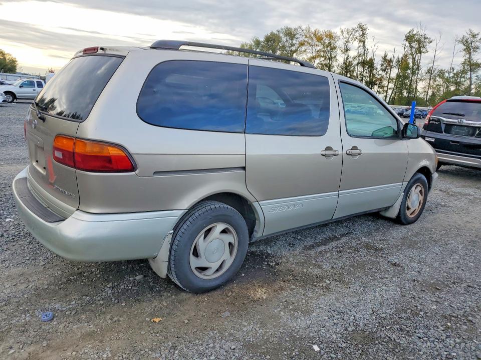 Продаж на аукціоні авто 2000 Toyota Sienna, vin: 4T3ZF13C4YU232819, номер лоту: 70536786