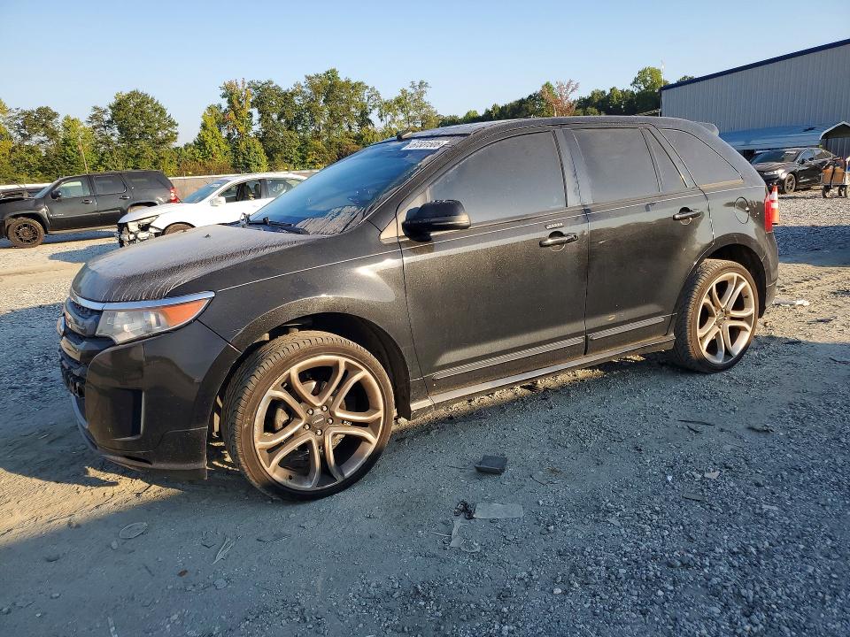 67331506 :رقم المزاد ، 2FMDK3AK8DBA93976 vin ، 2013 Ford Edge مزاد بيع